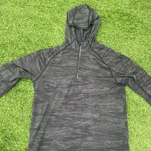 Lululemon Metal Vent Tech Quarter Zip Camo Size Medium